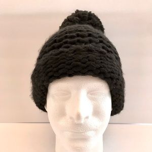 〰️black beanie〰️